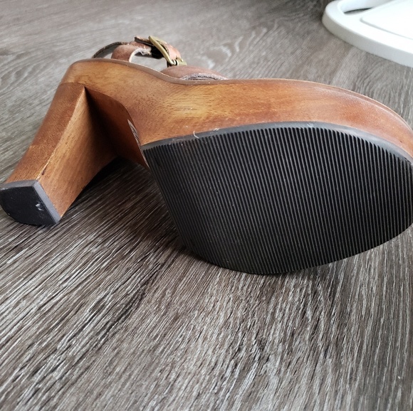 ALDO SANDALS - Picture 3 of 3